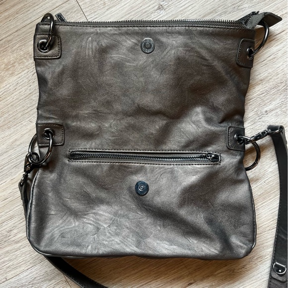 Cynthia Rowley Pewter Zipper Cross Body - Picture 4 of 15